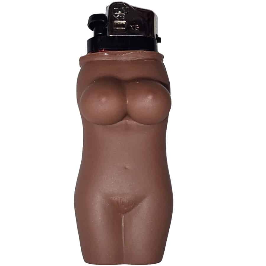DIABLO PICANTE – FEMME MULTRE AU CORPS PLUS CLAIR